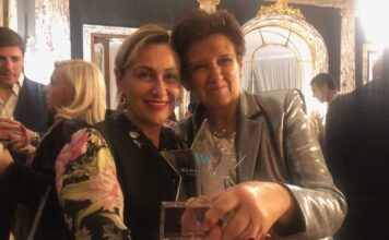 Pilar Gómez-Acebo recibe el premio Woman Forward por su impulso a la diversidad de género