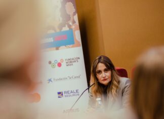 Carmen Mª García, presidenta de Fundación Woman’s Week, anuncia que ‘Aquí Radio’ donará horas de programación a las voces del movimiento asociativo