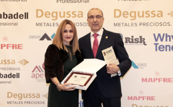 Expofinancial premia a Fundación Woman’s Week por su trabajo en favor de la Igualdad de Género