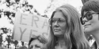 Gloria Steinem a través de mi libreta: lecciones de una periodista y activista eterna